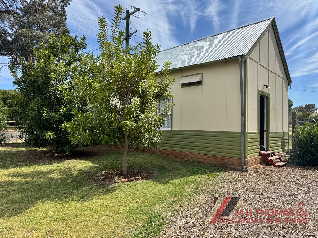 25 Murray Street, Tooraweenah NSW 2817