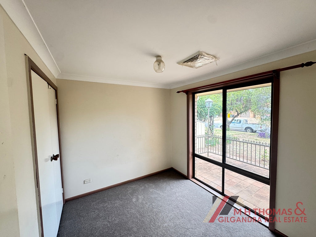 5 IRIS STREET, GILGANDRA