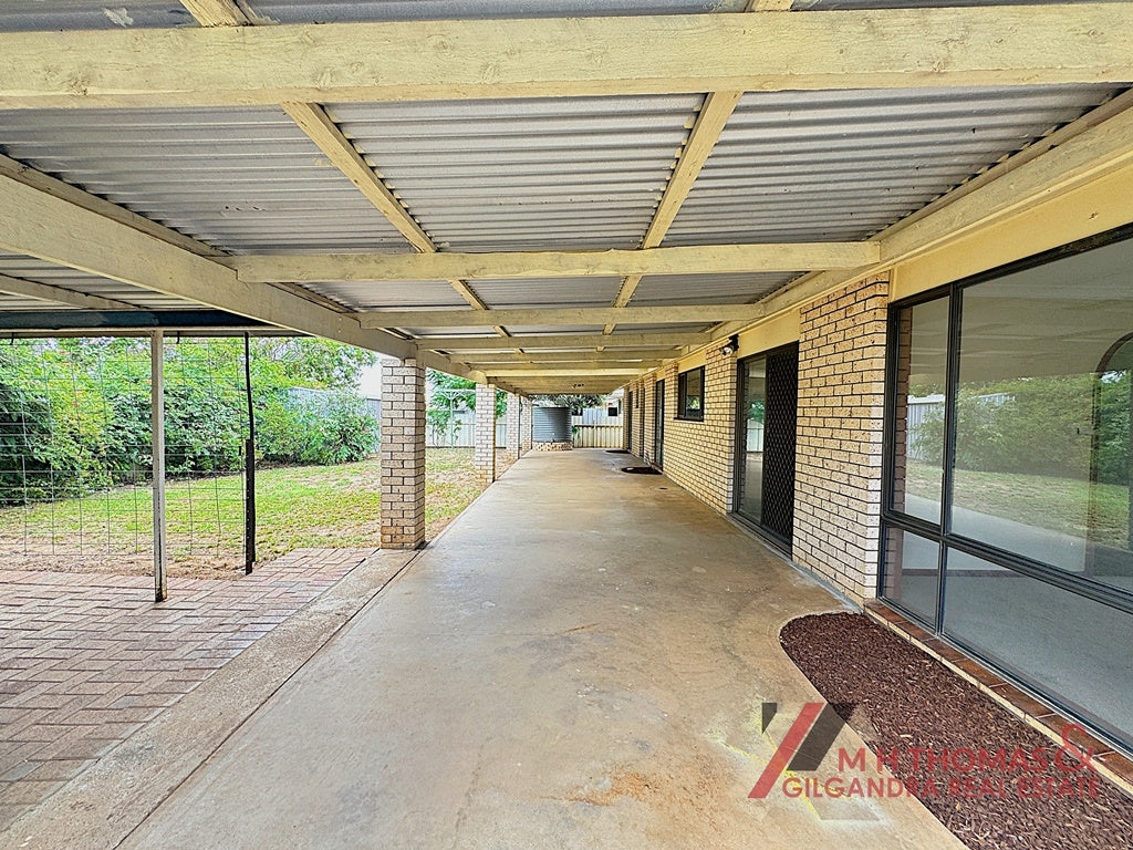 5 IRIS STREET, GILGANDRA