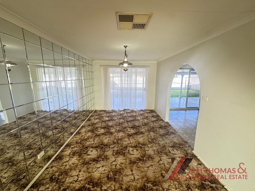12 Iris Street, Gilgandra NSW 2827