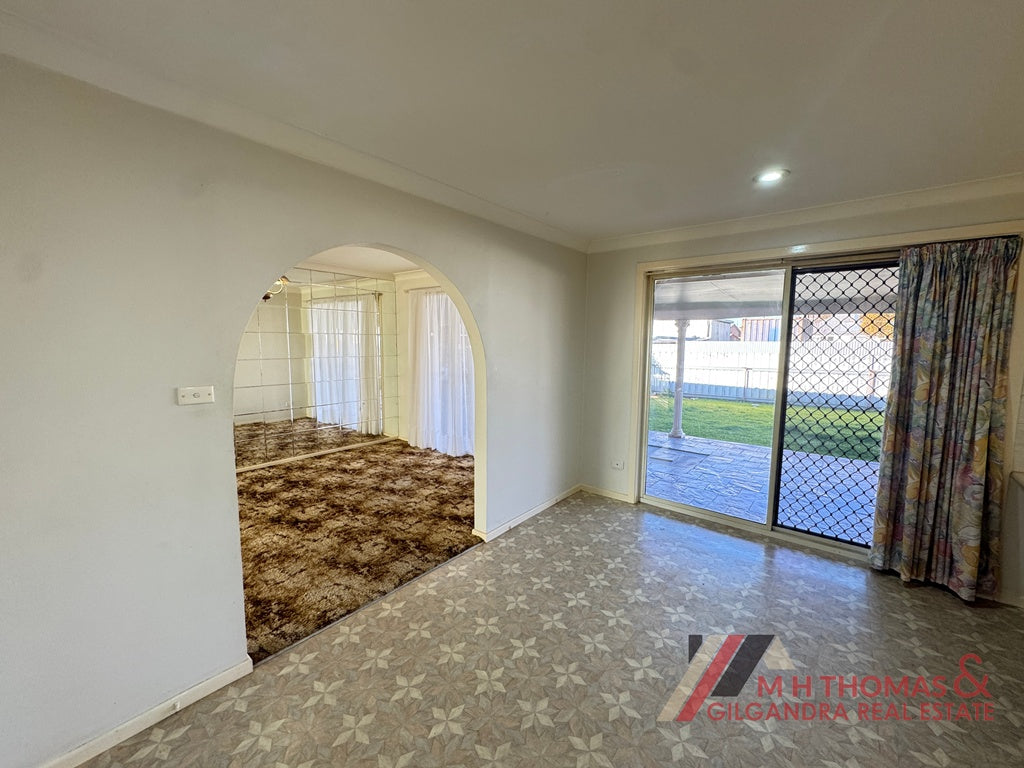 12 Iris Street, Gilgandra NSW 2827