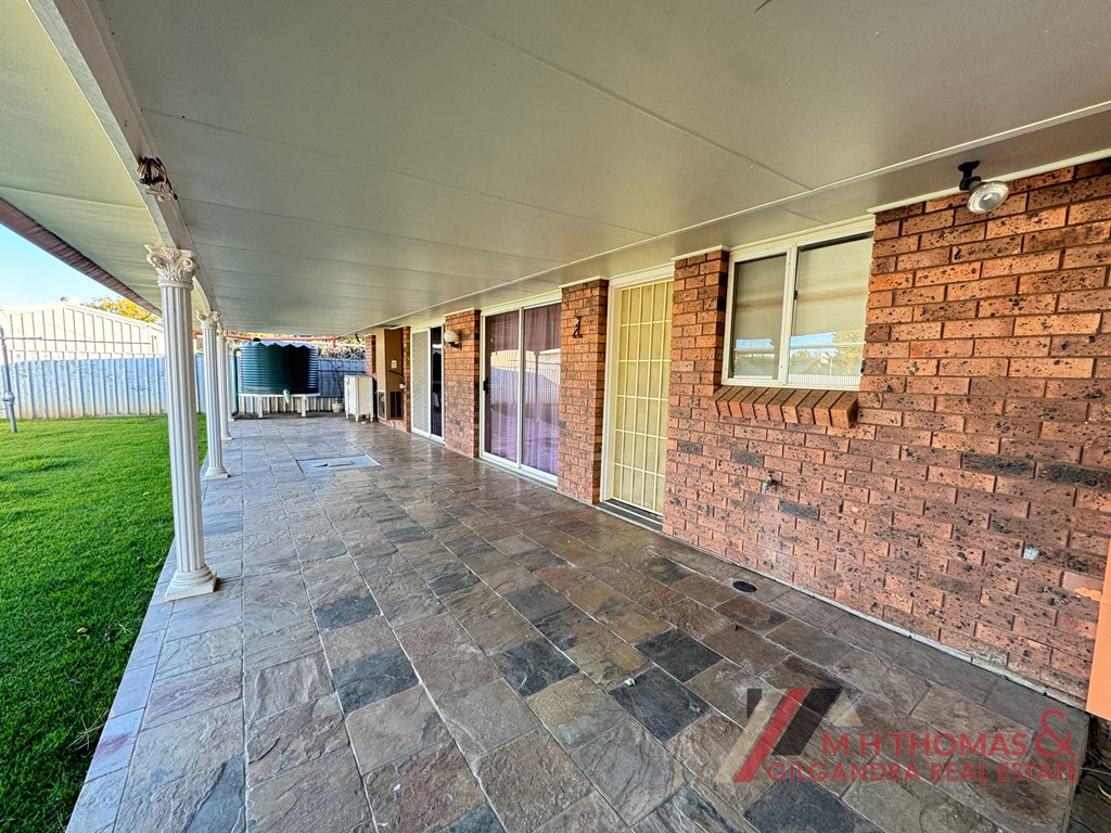 12 Iris Street, Gilgandra NSW 2827