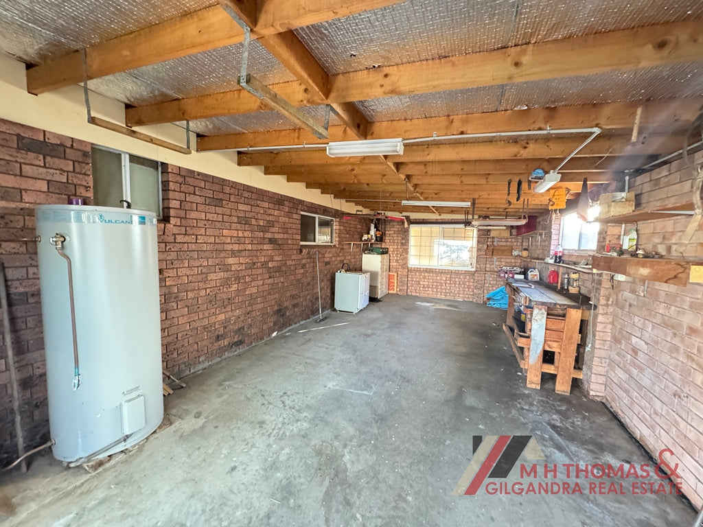 12 Iris Street, Gilgandra NSW 2827