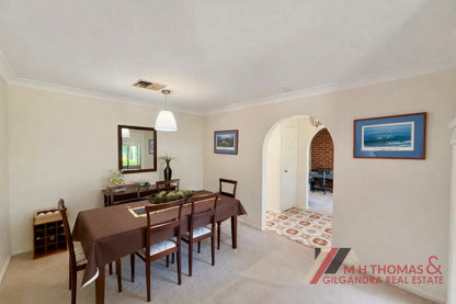 2 Howard Place, Gilgandra NSW 2827
