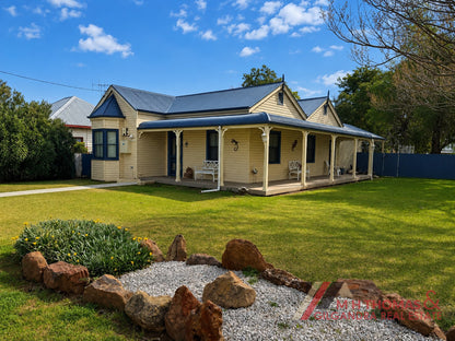 18 Myrtle Street, Gilgandra NSW 2827