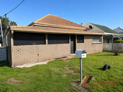 97 Miller Street, Gilgandra NSW 2827
