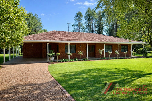 3 Butler Drive, Gilgandra NSW 2827