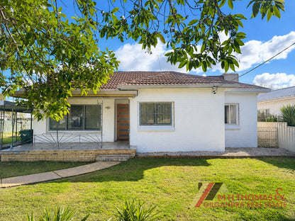 9 Rawson Street, Gilgandra NSW 2827