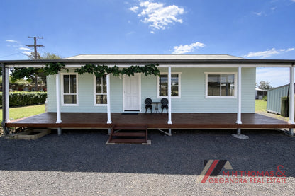 22 Stockings Cres, Gilgandra NSW 2827