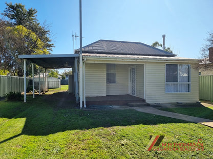43 Wamboin Street, Gilgandra NSW 2827