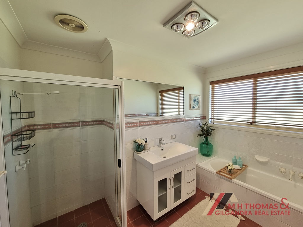 25 Holland Close, Gilgandra