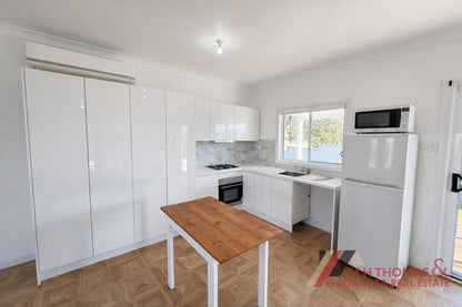 22 Stockings Cres, Gilgandra NSW 2827