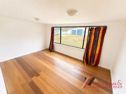6 Noreen Street, Gilgandra NSW 2827