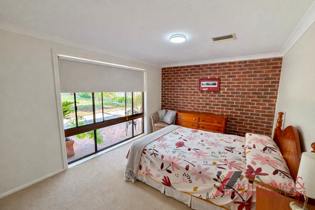 2 Howard Place, Gilgandra NSW 2827