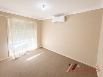 4 Sword Street, Gilgandra
