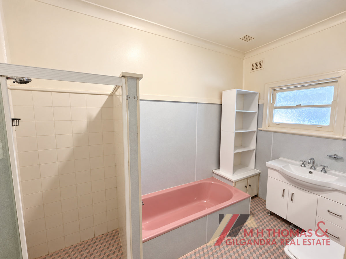 5 Chelmsford Ave, Gilgandra NSW 2827