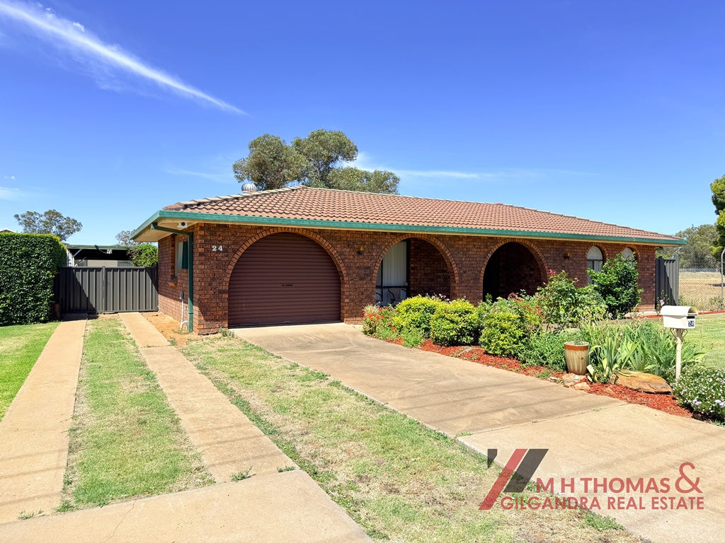 24 Federation Street, Gilgandra NSW 2827