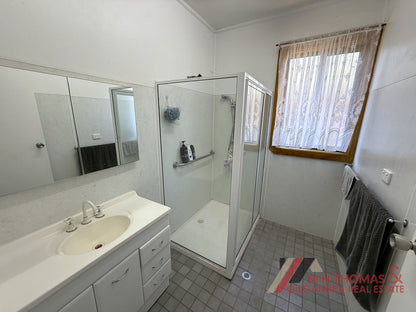 4 Strickland Street, Gilgandra NSW 2827