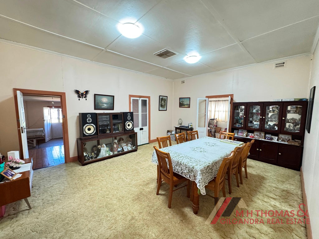 72 Wamboin Street, Gilgandra NSW 2827