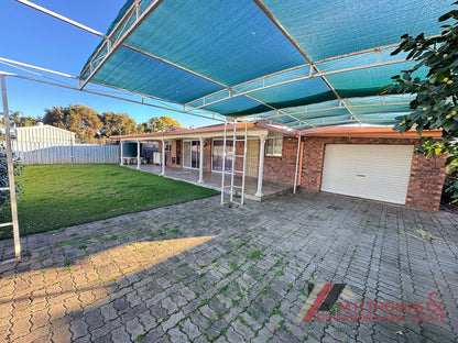 12 Iris Street, Gilgandra NSW 2827